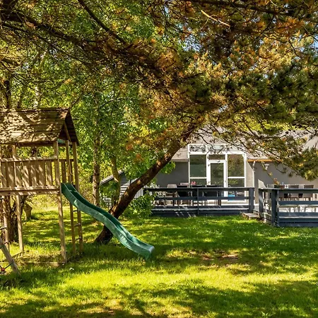 Lovely 16-person Pool House With Spa, Sauna And Large Terrace *